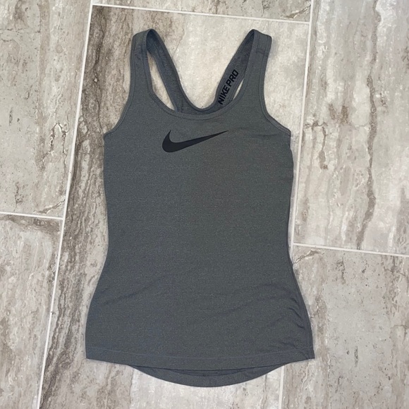grey nike tank